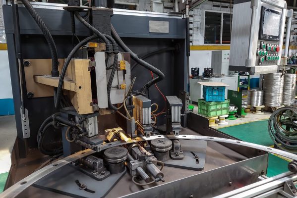 Machine for make Gasket Kammprofile